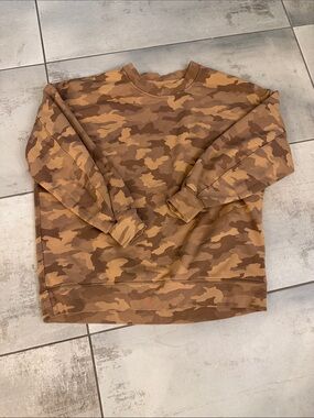 lululemon athletica perfectly oversized Brown Camo Crewneck Sweatshirt